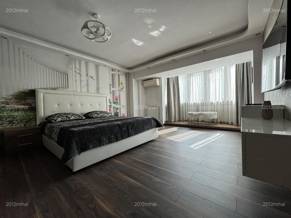 2 Camere decomandat vedere Bd. Decebal Comision 0% - 5