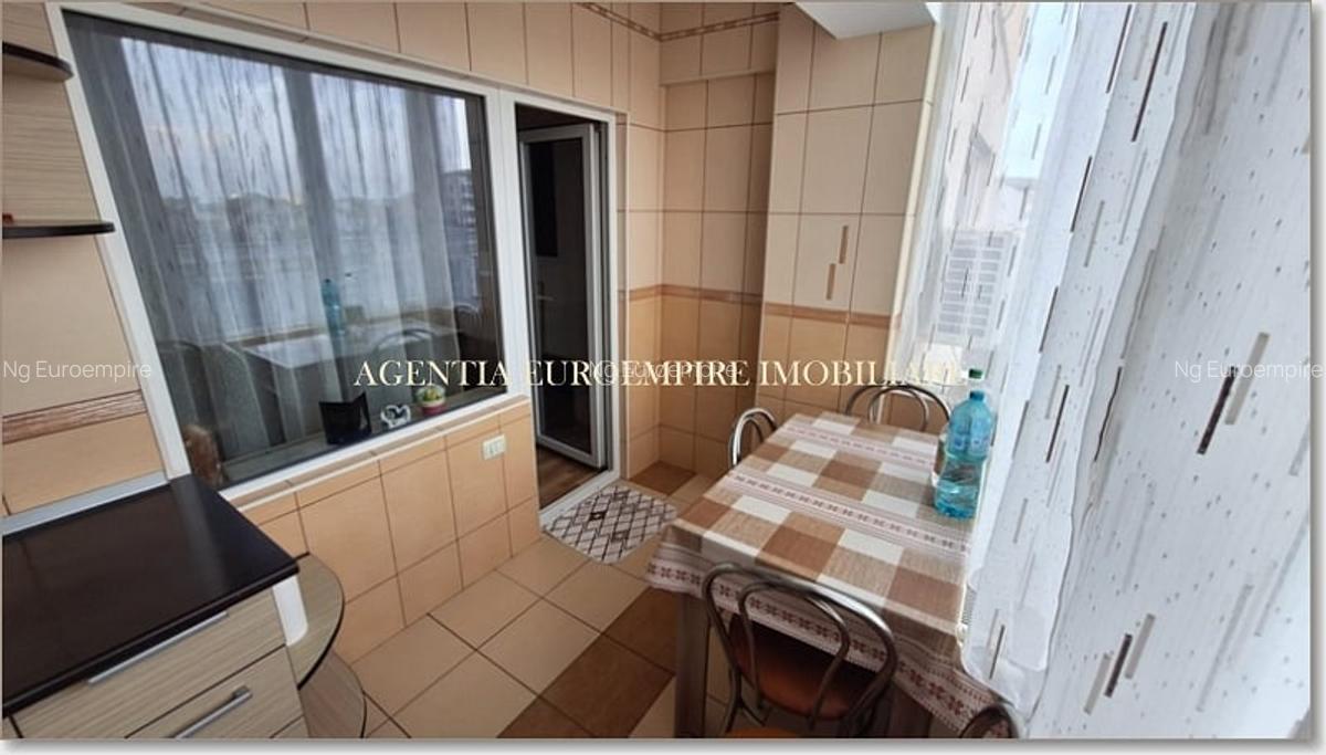 Apartament de inchiriat in Constanta, Inel II - 3 camere decomandat - 4