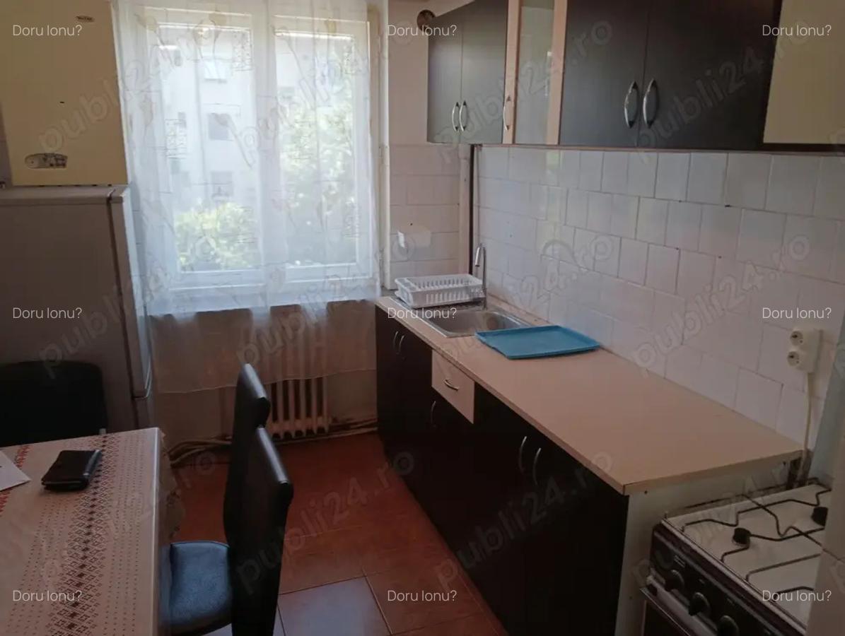 Dau in chirie apartament 2 camere - 3