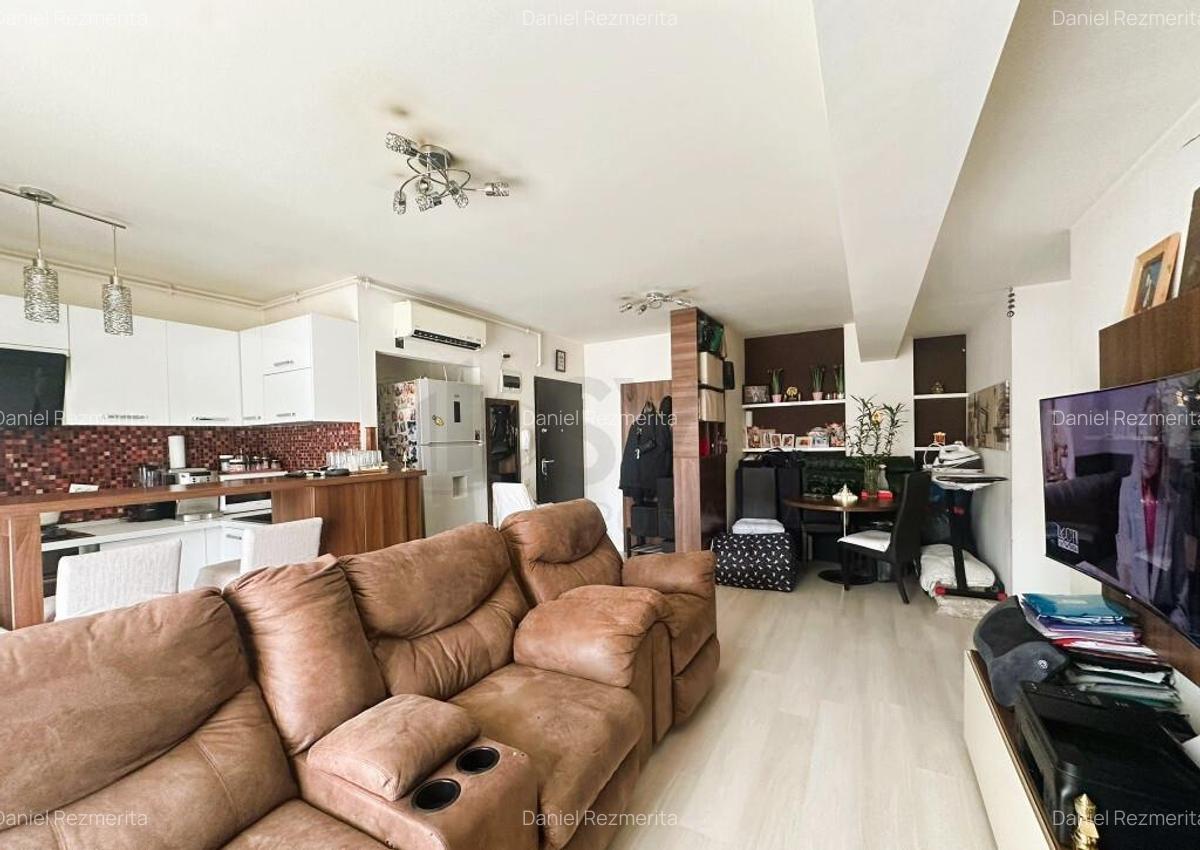3 Camere l Priveliste Libera l Damaroaia - 4