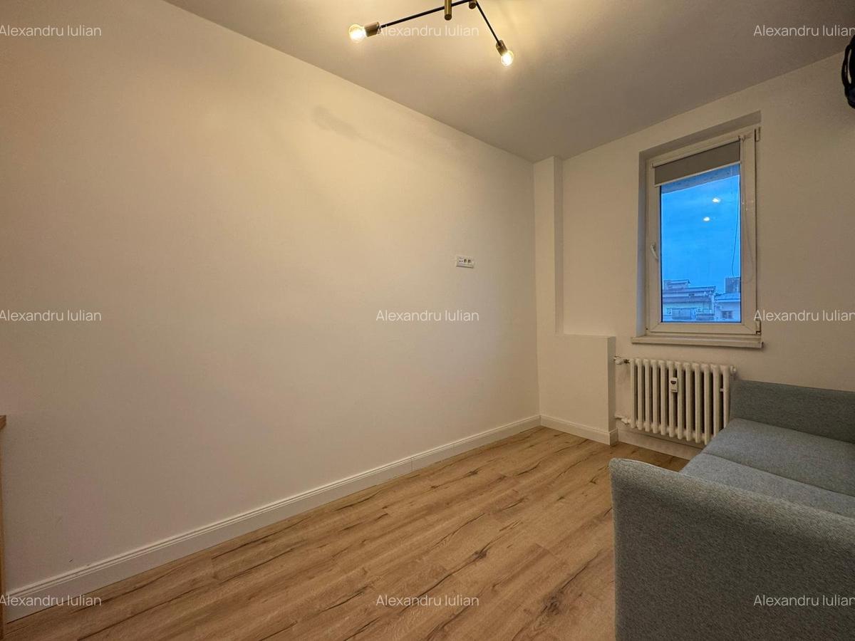 Duplex 3 Camere cu vedere spre Sala Palatului - 16