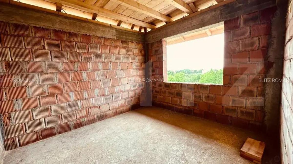 Casa 4 camere, 110mp, Valea Lupului la strada asfaltata - 2