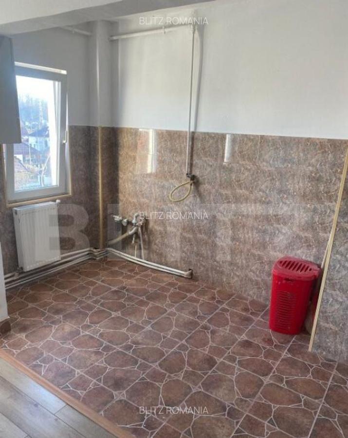 Apartament 3 camere, 63 mp, zona-Beclean - 5