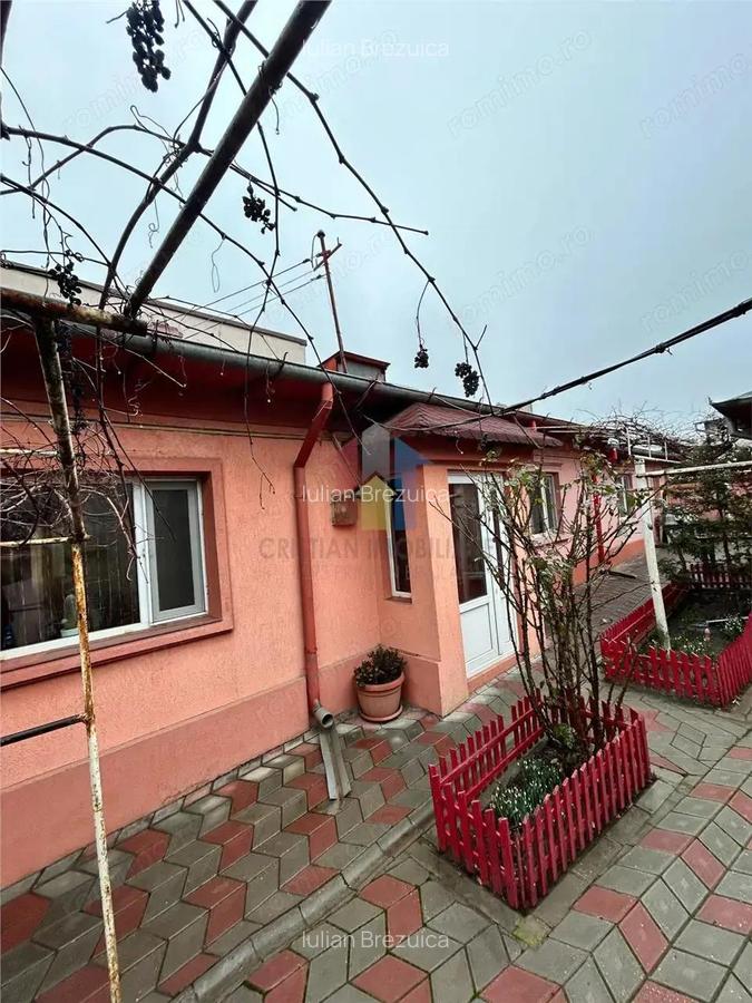 Casa Renovata 114mp, teren=183mp intre Garii si C.Galati - 3