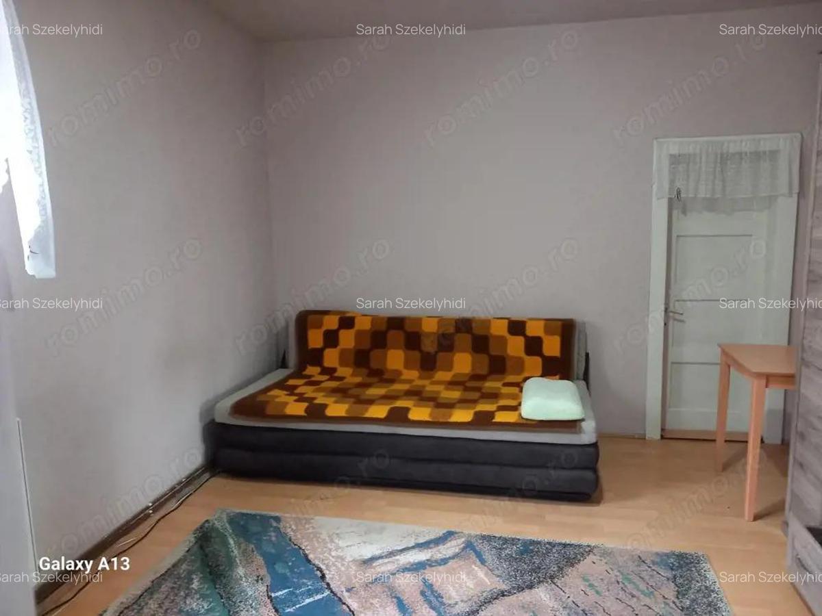 Ageuropa.ro vinde casa 3 camere cu teren 4.5 ari in zona UNIRII. - 4