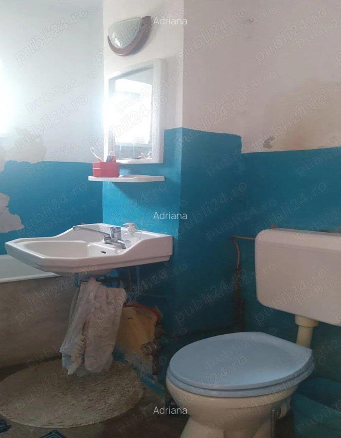 De vanzare apartament cu 3 camere in zona Soarelui decomandat etaj 3 langa Scoala Generala 30 - 6
