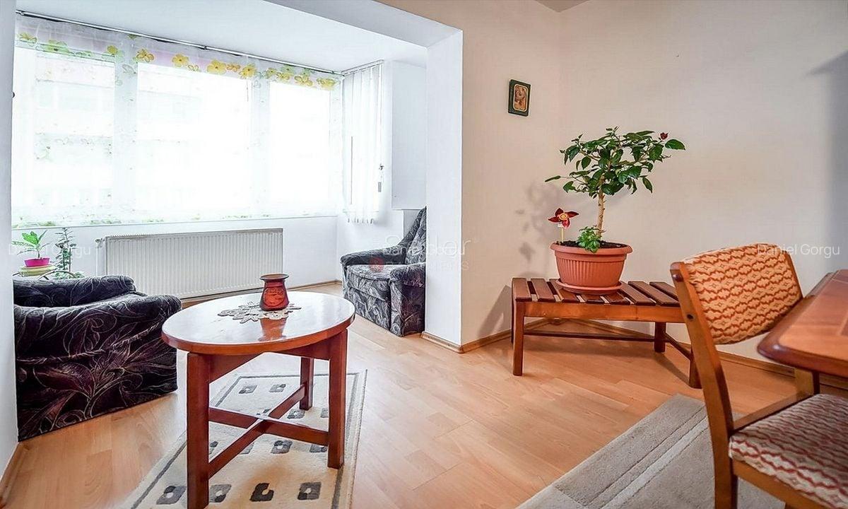 Apartament cu 2 camere decomandat, mobilat în Calea București - 10
