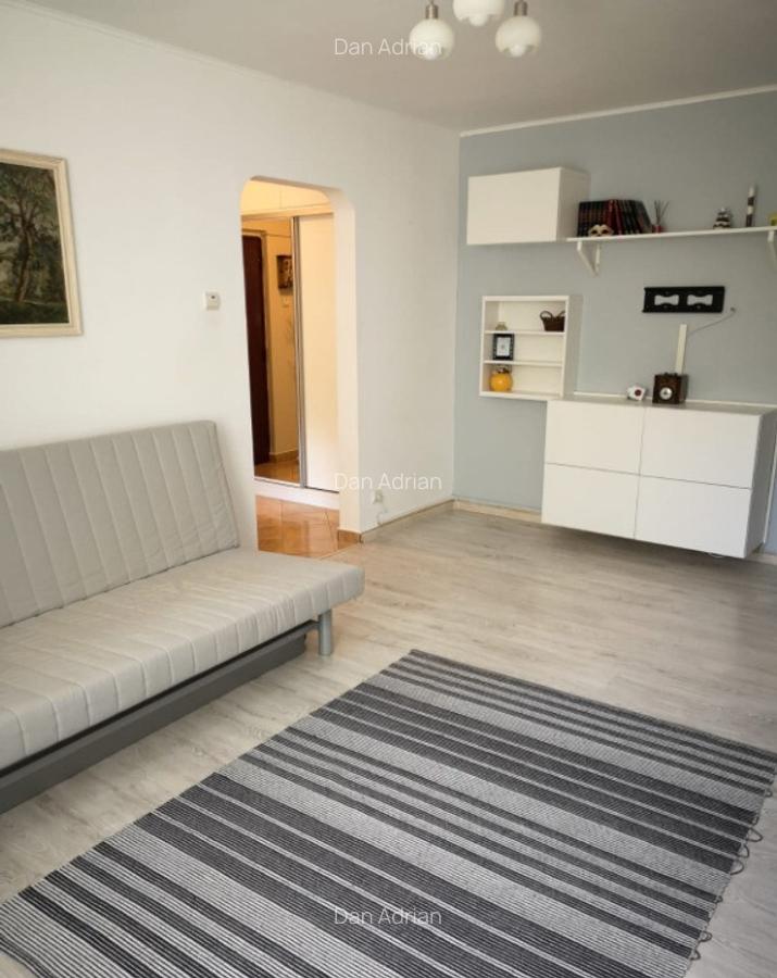 Apartament 2 Camere Renovat | Etaj 1 | Metrou Trapezului la 1 minut - 11
