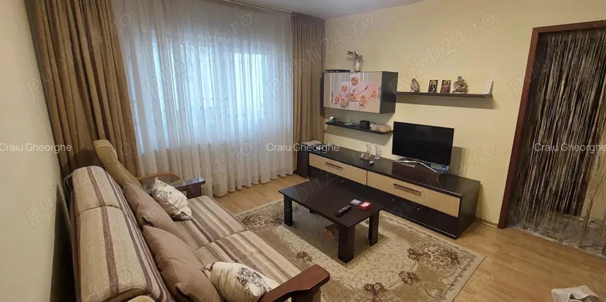 Proprietar: vand apartament 2 camere - 3