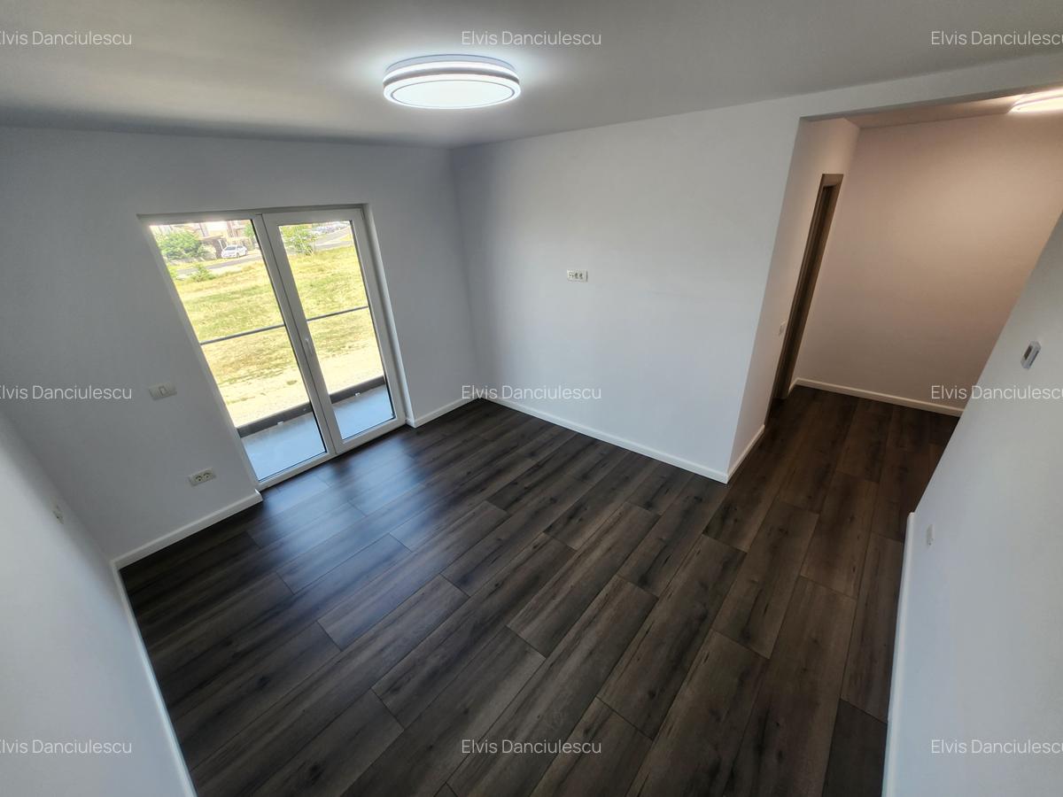 Casă cu 4 camere în Moșnița Nouă - 20
