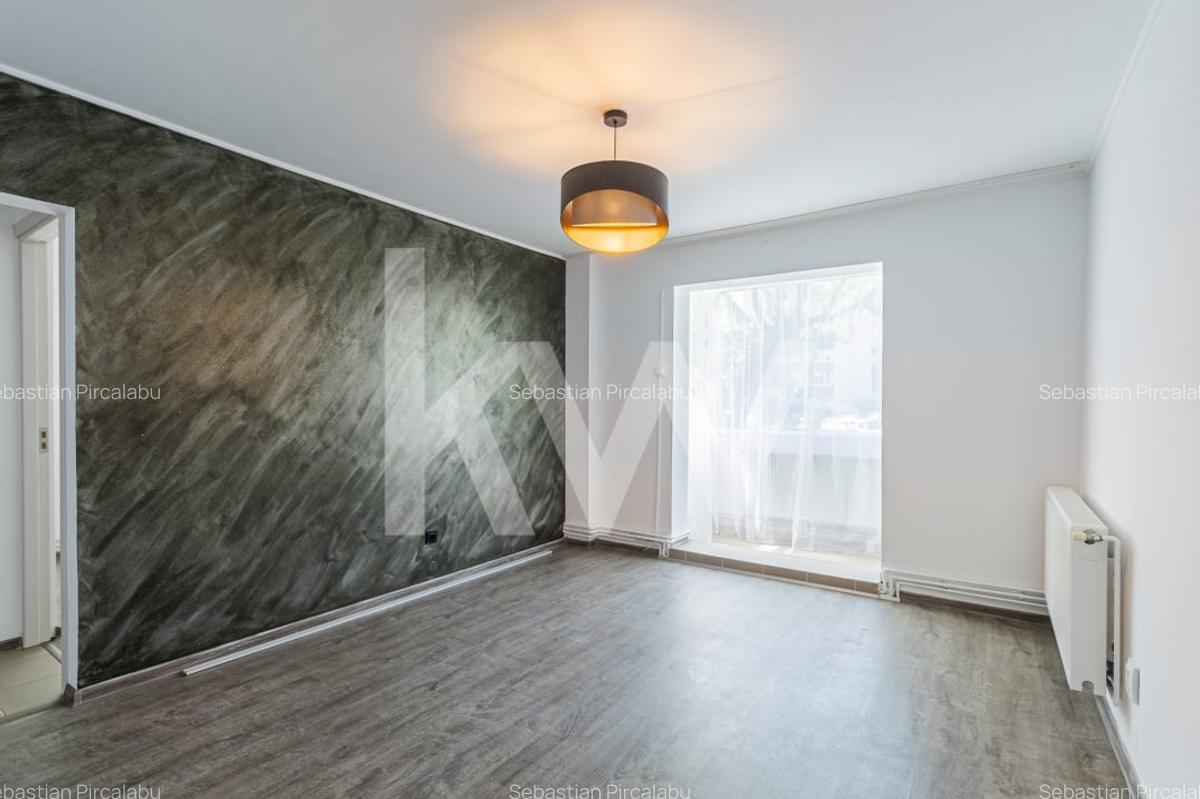Apartament 2 camere renovat, acces dublu- Centrul Civic, str. Mircea cel Batran - 1