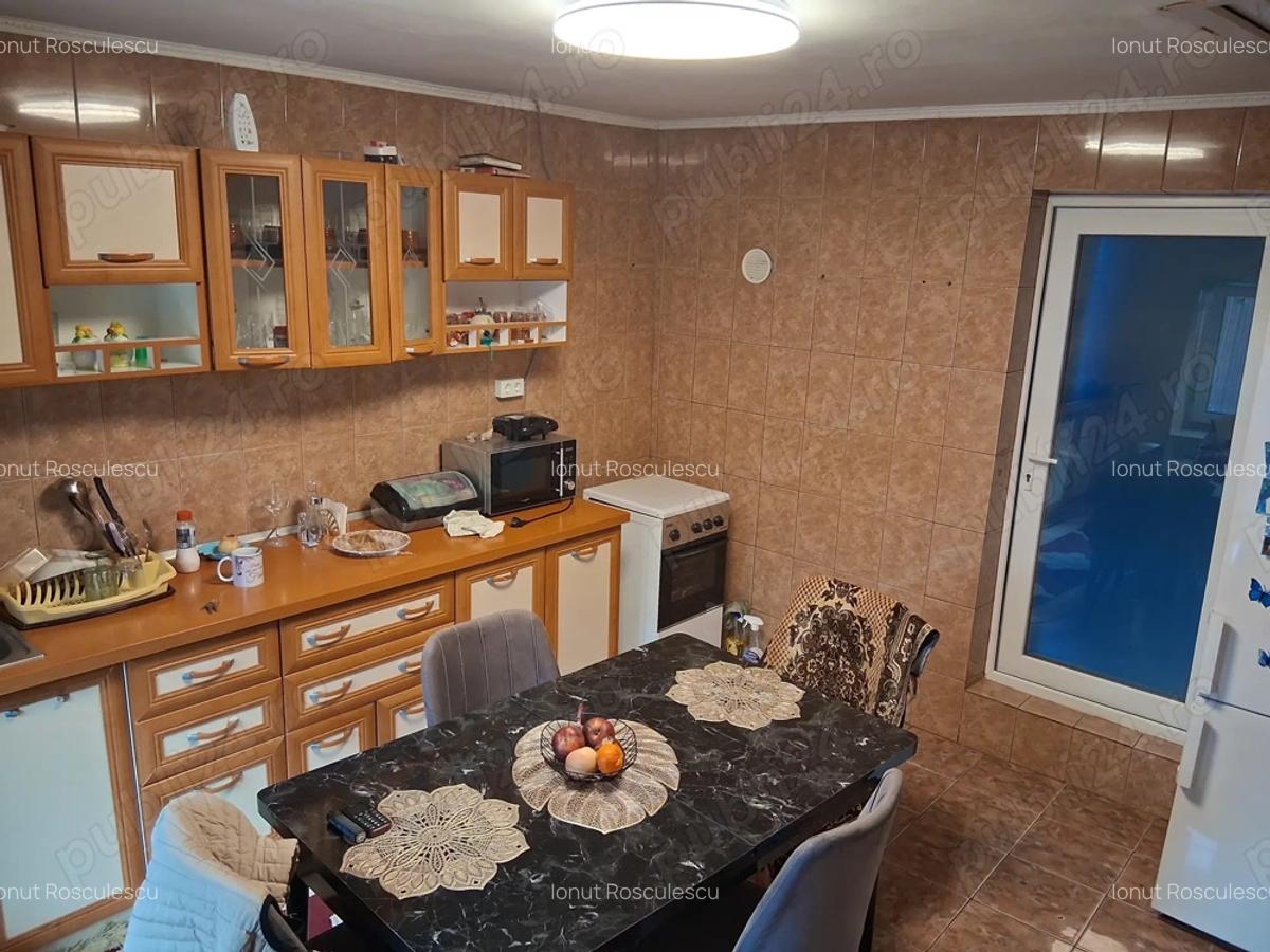 Casa de vanzare - 10