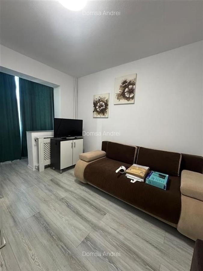 Apartament cu 2 camere decomandat în Nufărul - 9