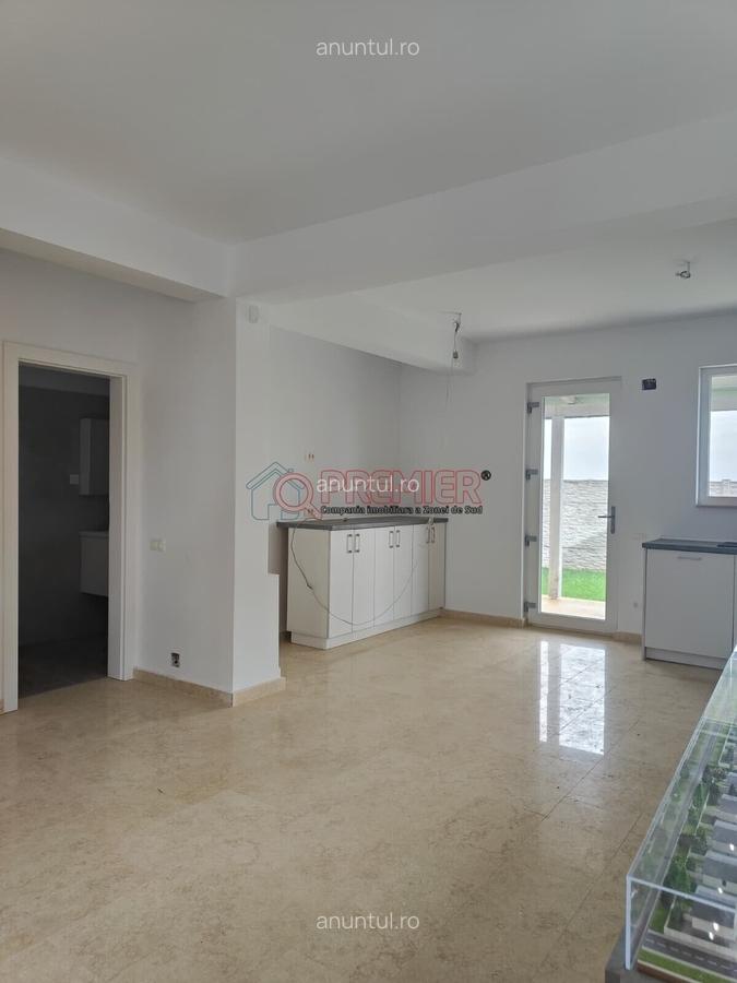 Berceni-Vidra Casa moderna P+1+pod intr-un ansamblu securizat - 2