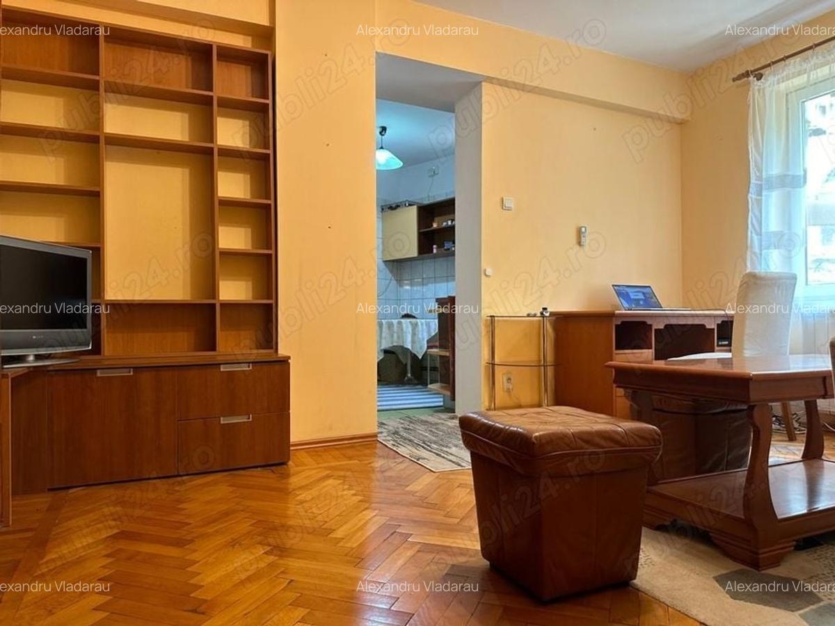 Apartament cu 2 camere - piata Romana - 7