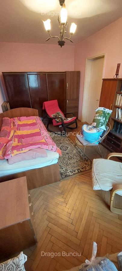 Apartament cu 3 camere semidecomandat, mobilat în 1 Mai - 3