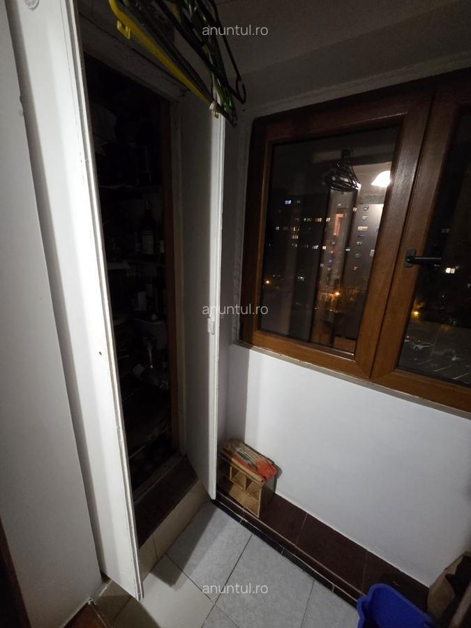 Vacaresti, Piata Timpuri Noi - 16