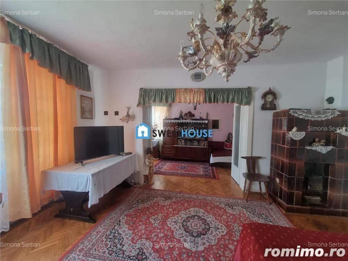 CASA CU ETAJ IN CENTRU - 15