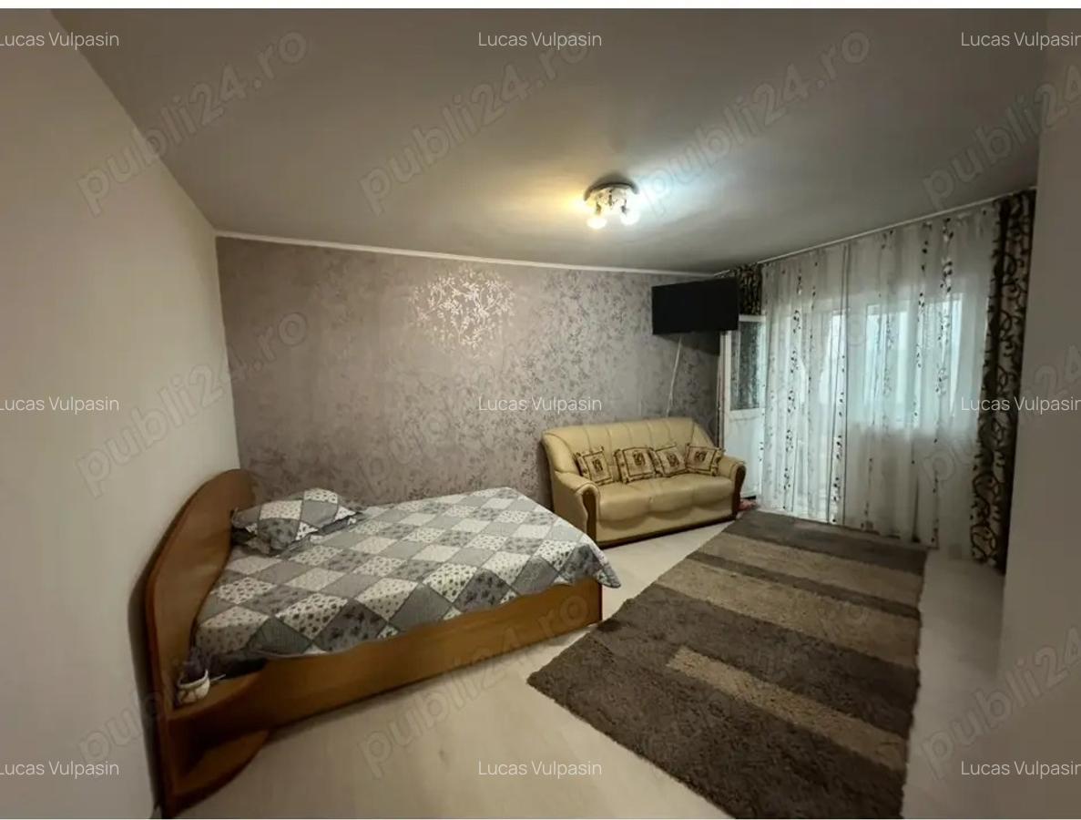 Vand apartament central strehaia - 1