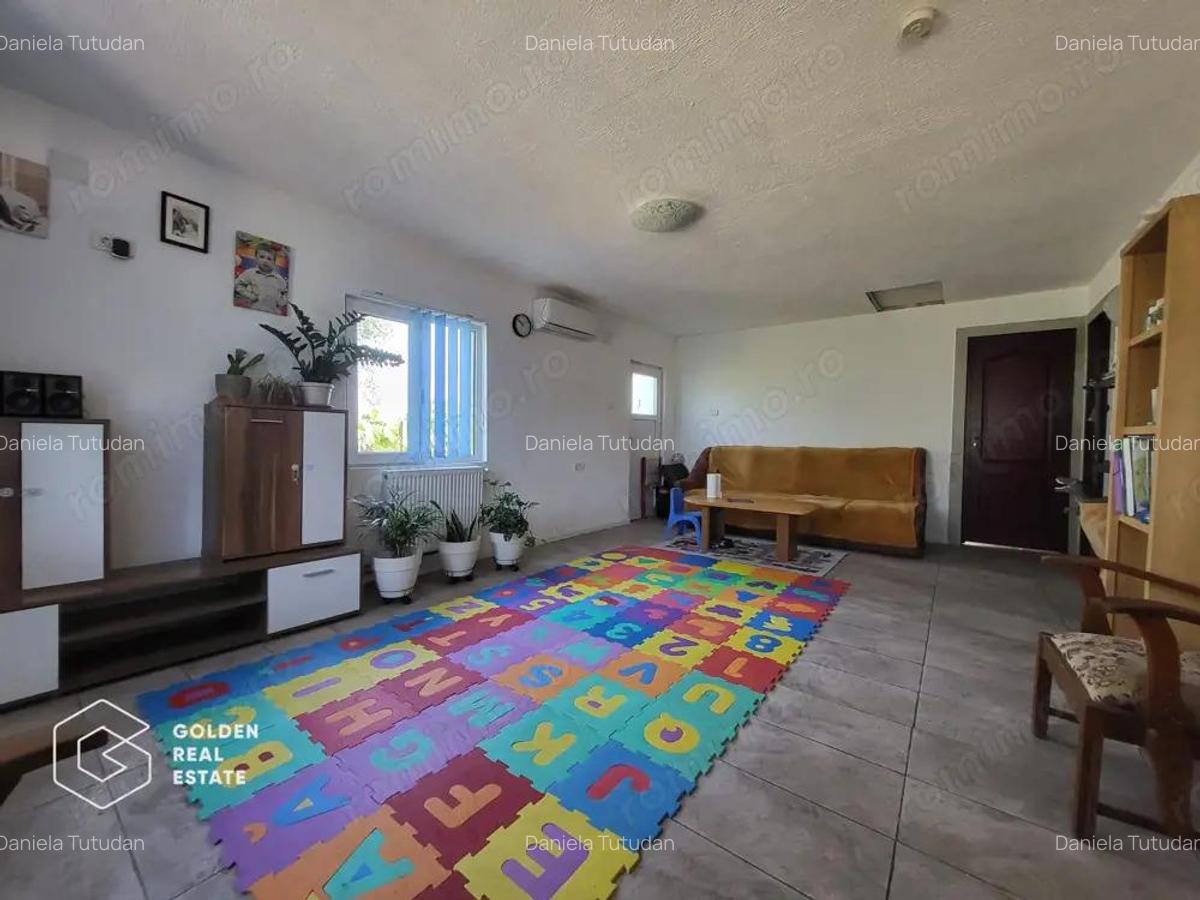 Casa cu teren de 1383 mp, localitatea Paulis - 3