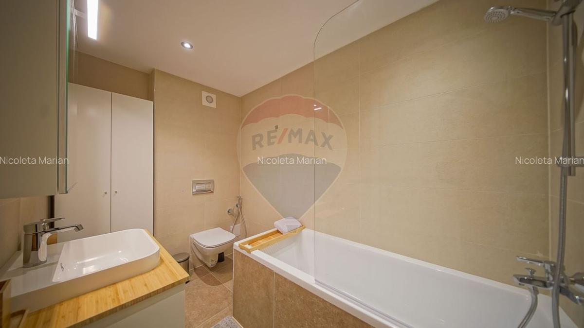 Apartament cu terasa panoramica de inchiriat Uno Brasov - 18