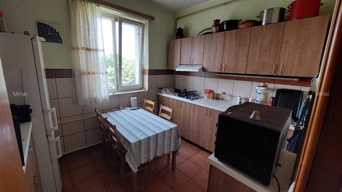 Basarabia,Arena Nationala , bl.Rusesc.reabilitat,Amenajat,terasa,mobilat utilat - 4