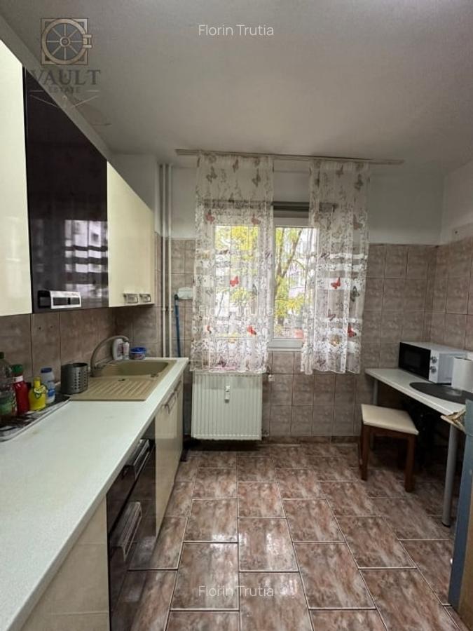 Apartament 4 camere - 3 minute de metrou - 5 minute de I.O.R - Titan - 23