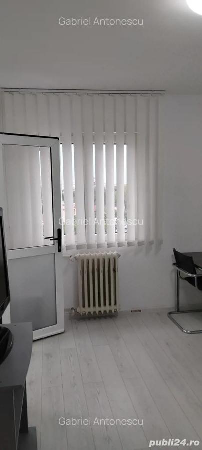 Garsoniera Titan Postavarului cf 2 18 mp 8 10 Renovat Total - 2