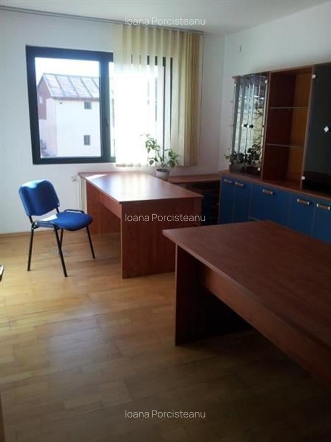 Apartament cu 4 camere semidecomandat în 1 Mai - 5