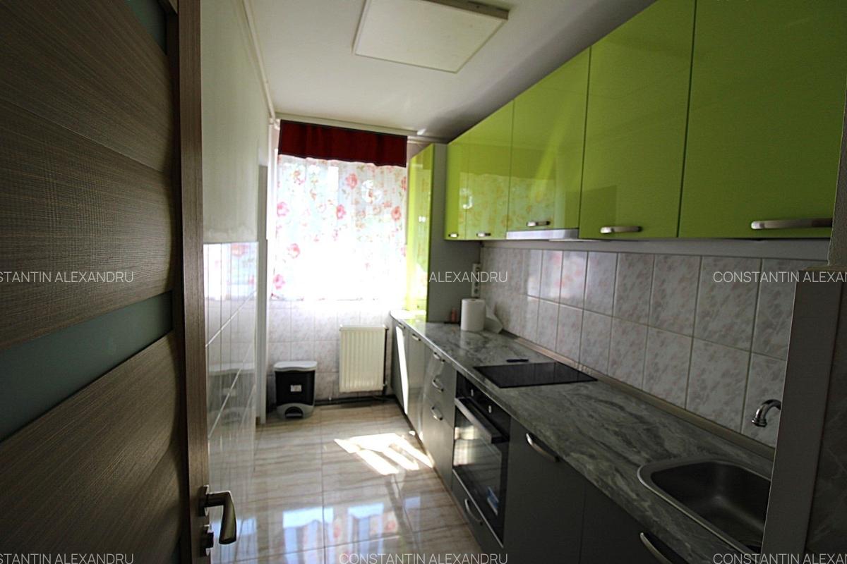 Apartament cu 3 camere in zona Centru, langa Banca Nationala - 7