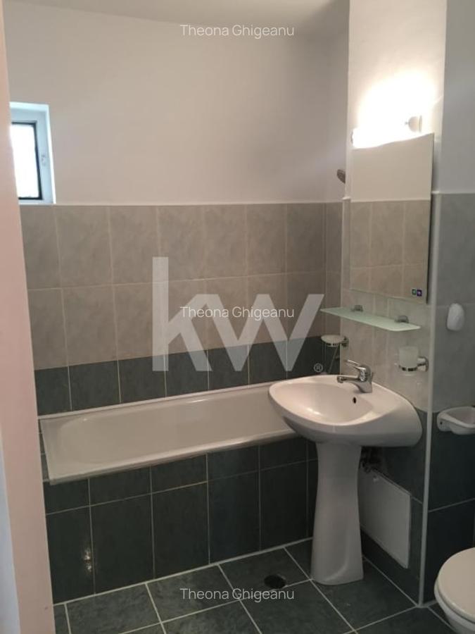 Apartament cu 3 camere in Racadau - 12