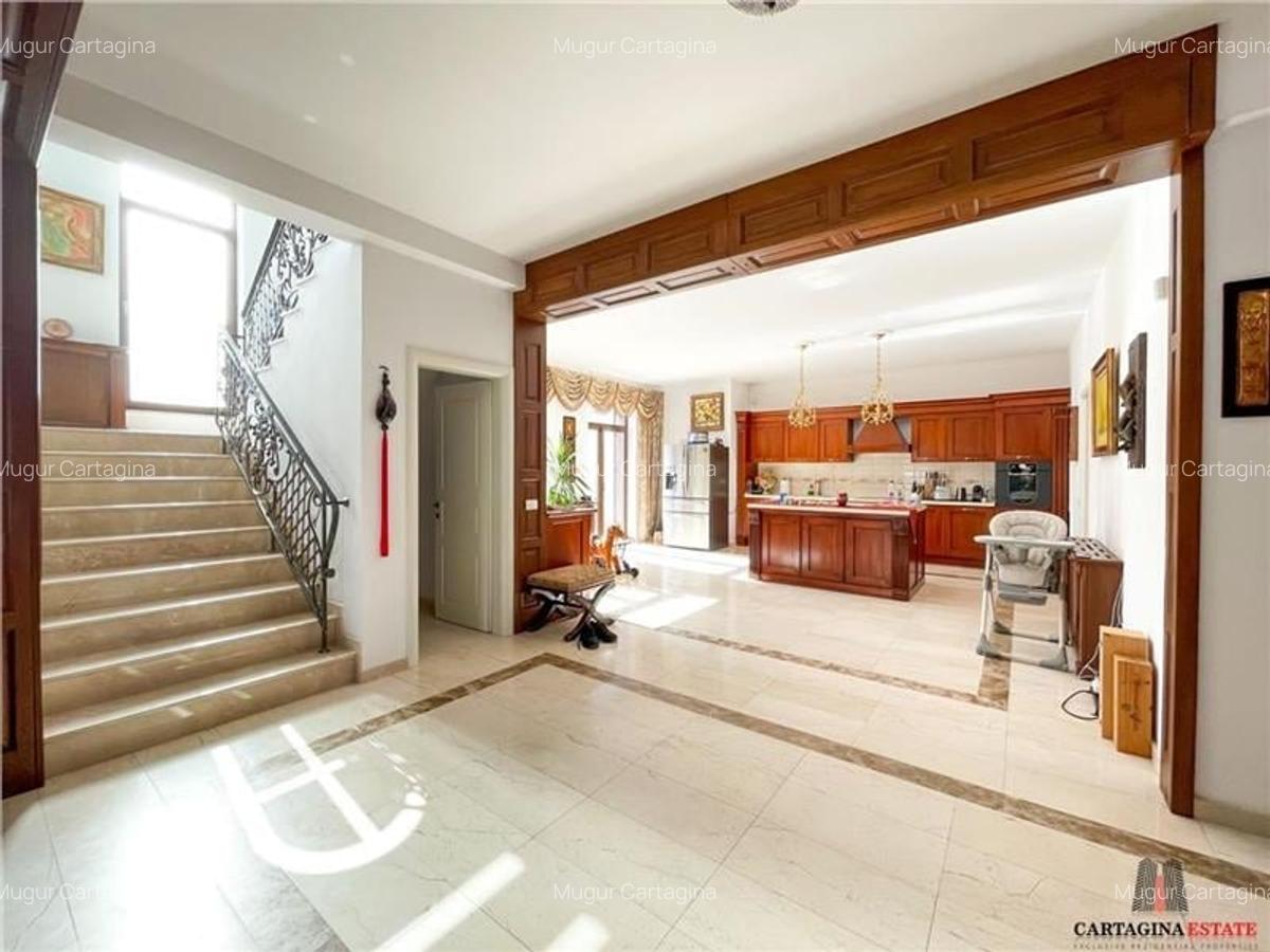 Vila eleganta / Mark Twain / Cambrige /Jolie Ville / COMISION 0 - 15