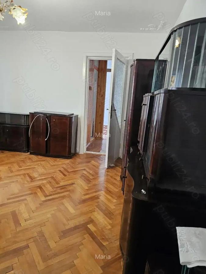 Apartament de vanzare - 3