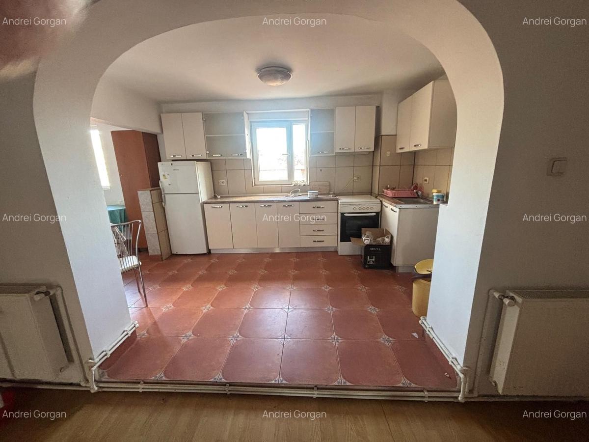 Apartament 3 camere Tg. Cucu - Golia - 3