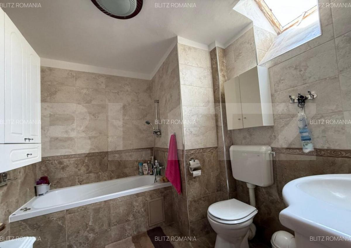 Casa individuala cu 10 camere si piscina, in Zona Dambovita - 18