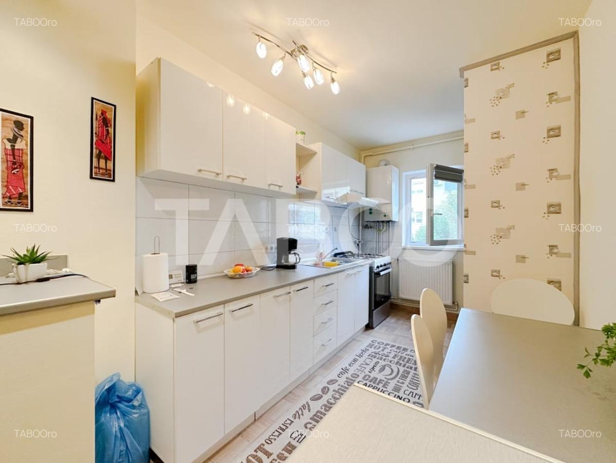 Apartament cu 4 camere decomandate etaj intermediar zona OMV V.Aaron - 6