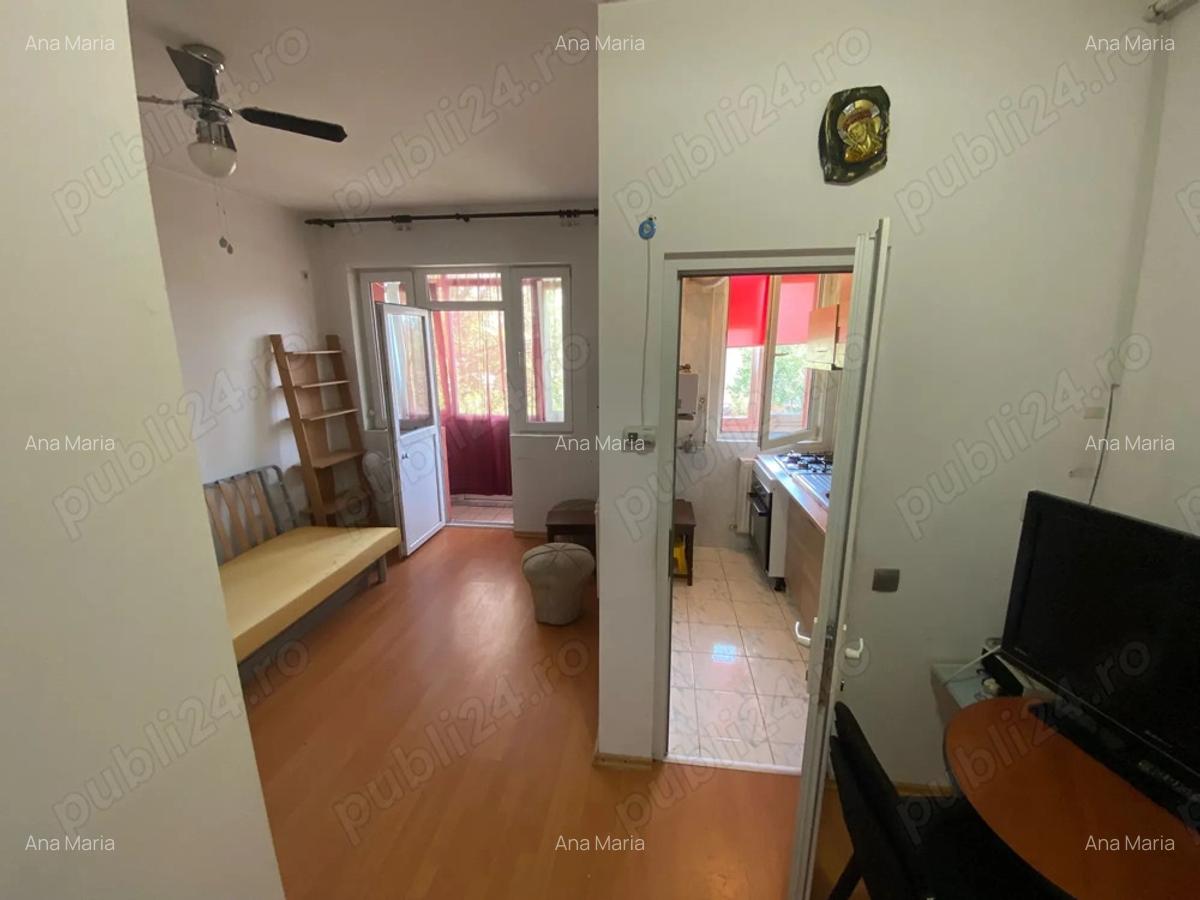 Garsoniera de vanzare sector 5 - 9