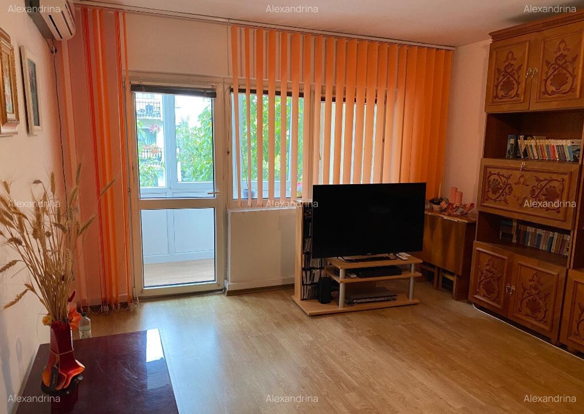 Inchiriez ap dotat cu 4 camere, modern, str. Ta?nad, Cluj - 14 Inchiriez ap dotat cu 4 camere, modern, str. Ta?nad, Cluj - 14