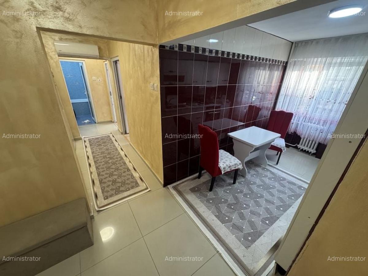 Apartament 3 camere zona Casa de Cultura - 9