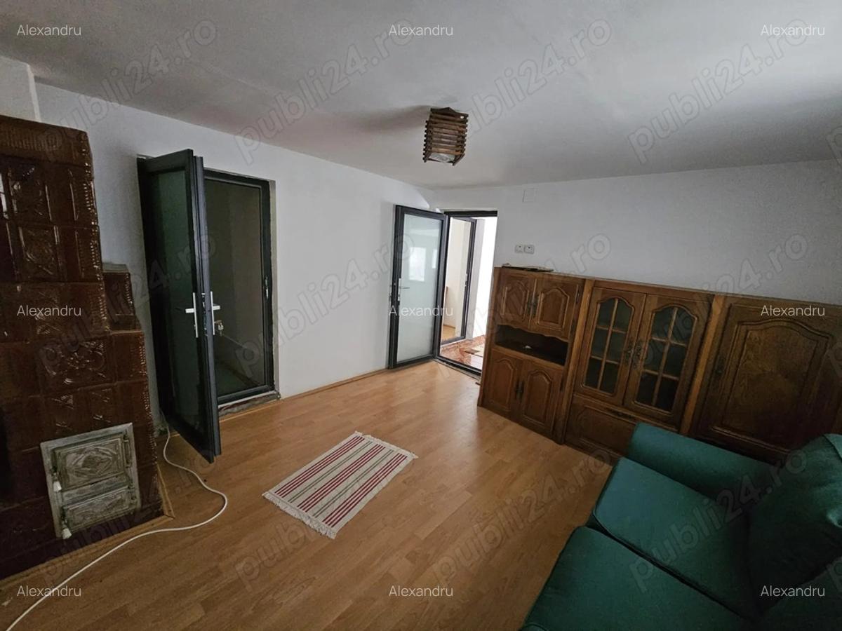 Vand proprietate cu 2 case ?i curte terasata in varful dealului, la 20 min de Breaza - 8