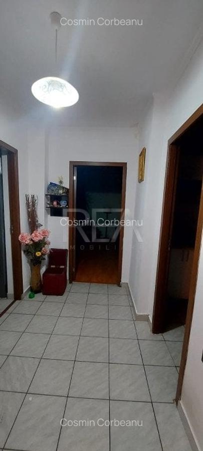 Apartament cu 3 camere decomandat, mobilat în Rahova - 6