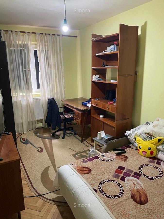 Apartament cu 3 camere decomandat în Circumvalațiunii - 2