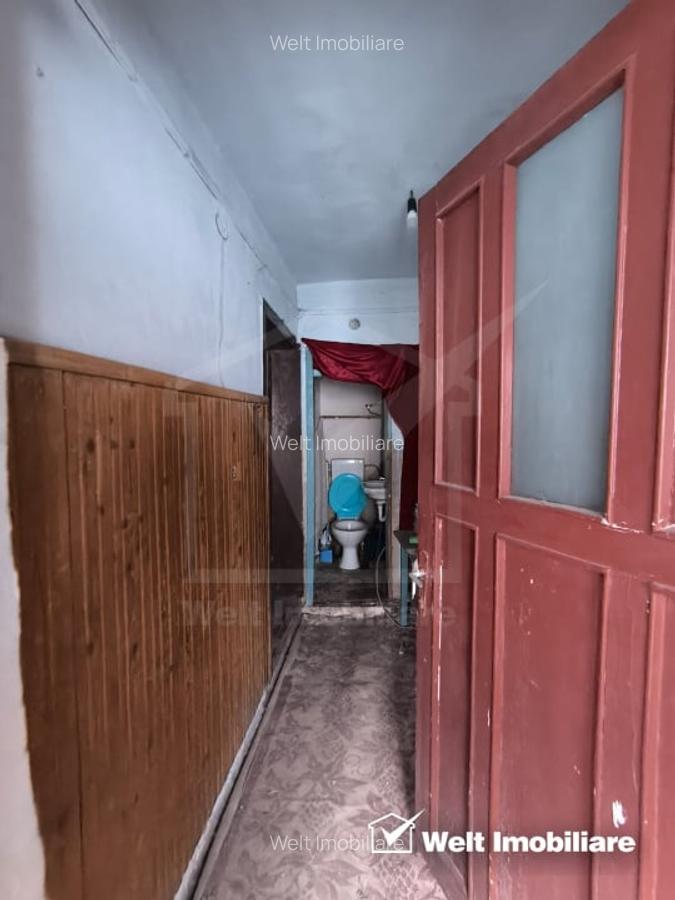 Investitie-casa renovabila, curte comuna, zona Pietei Mihai Viteazul - 11