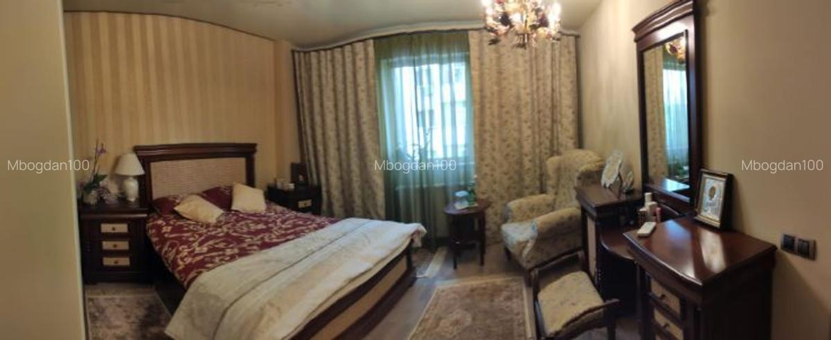 Apartament lux Ultracentral 92 mp mobilat, utilat, **RAMADA** 207700 Euro - 2