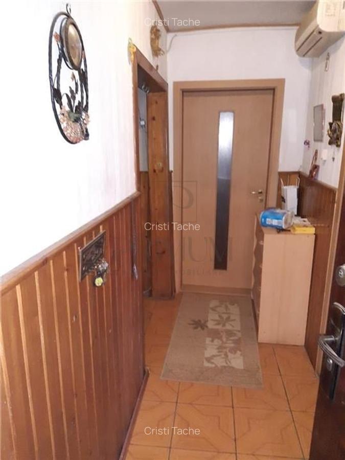 DAMBOVITA - 3 cam - 2 bai - 2 balcoane - centrala proprie - clima - BOXA - BLOC - 7