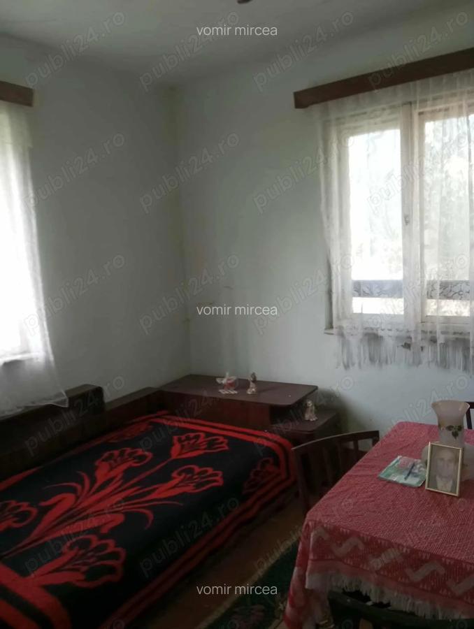 Vand casa cu gradina - 11