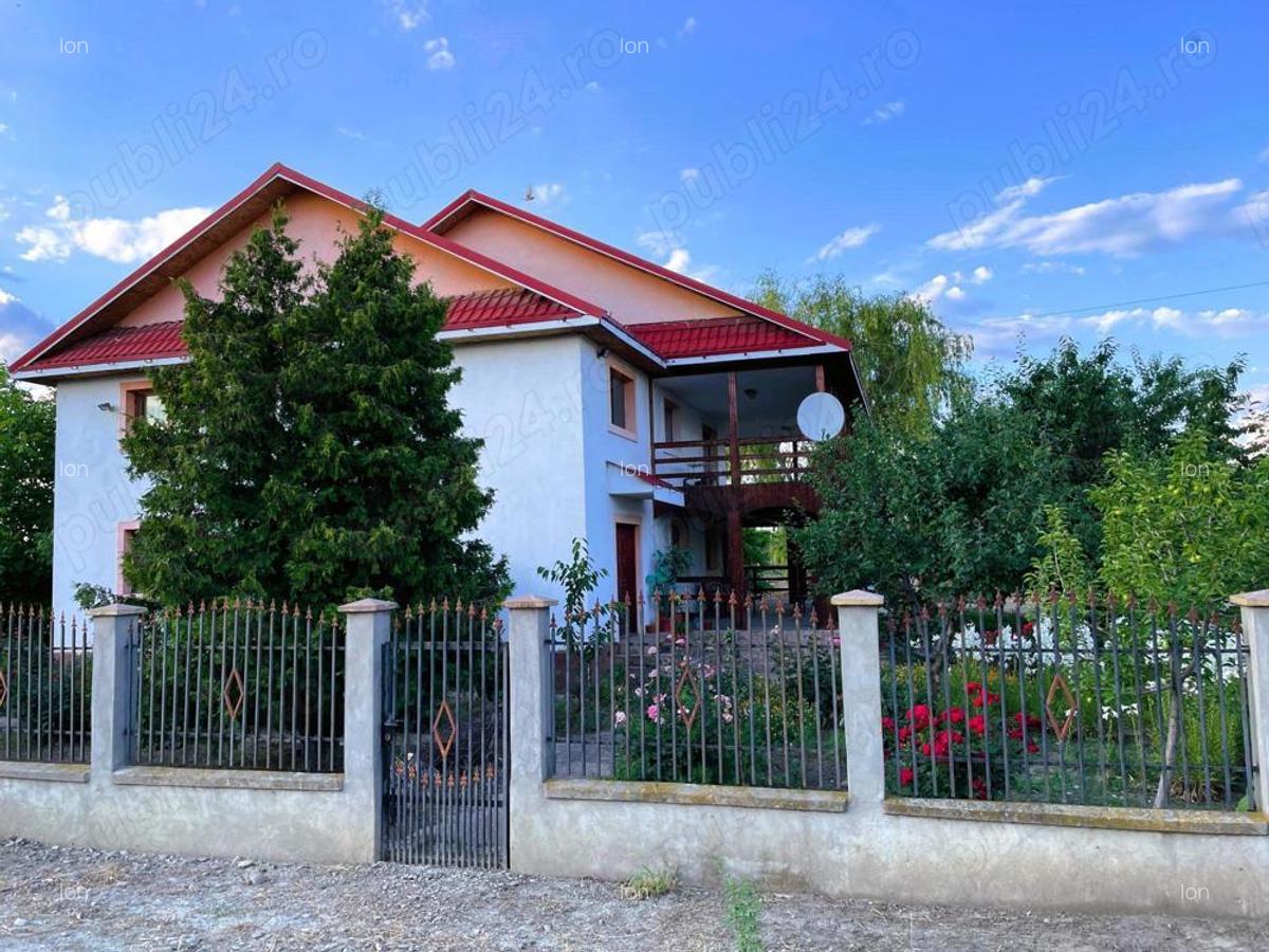 Casa P+M in Zona Capatanesti, Maracineni - 2