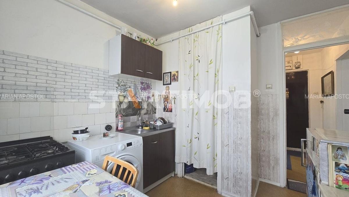 Garsoniera decomandata Astra zona Planete - 4