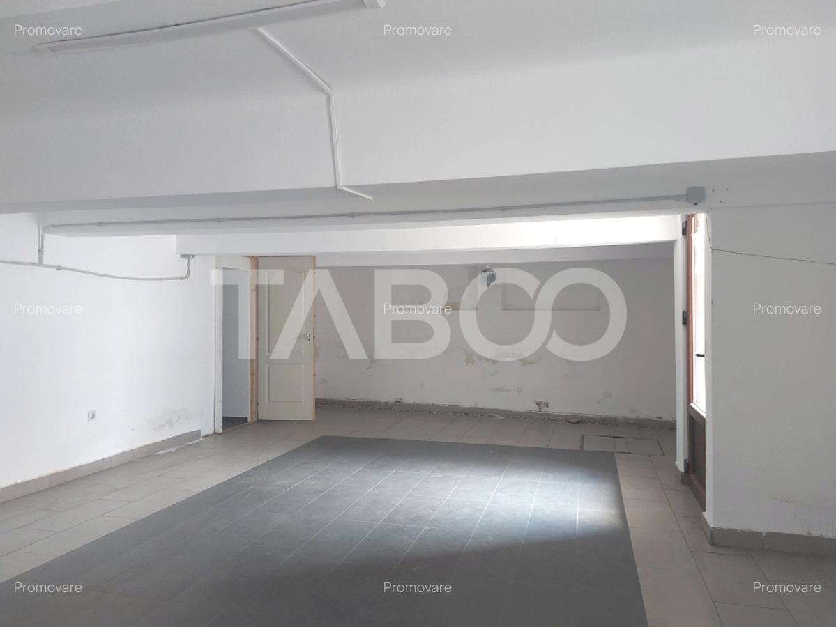 Spatiu de inchiriat 52mp  pretabil after school birou central Cisnadie - 2