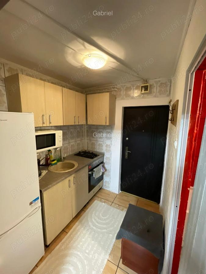 Inchiriez garsoniera zona metrou Pacii sector 6 - 3